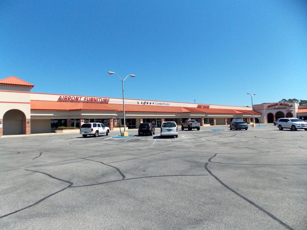 Panama Plaza: 1350 W 15th St, Panama City, FL 32401
